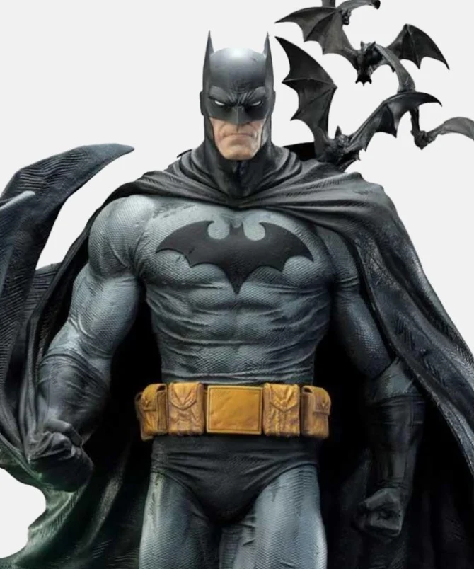 DCBH Batman Statue Batcave Black Version